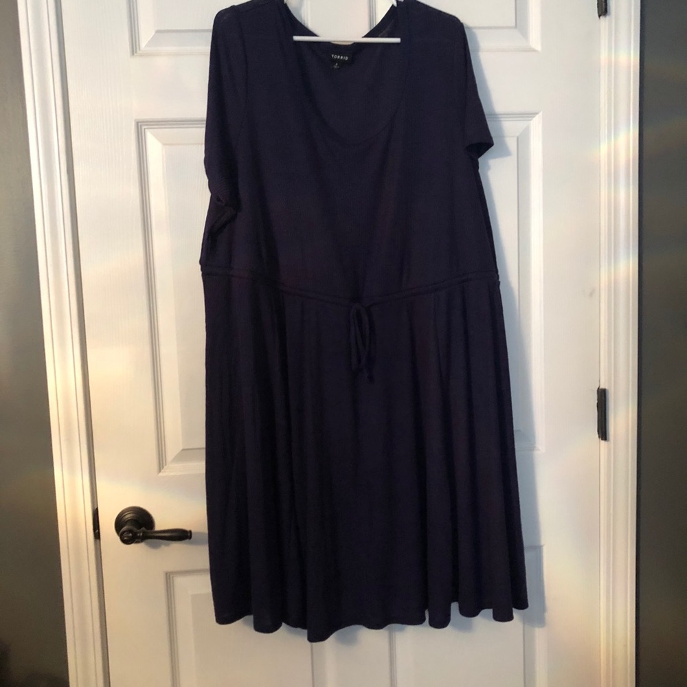 4X Torrid Navy Blue Ribbed Front-Tie Dress